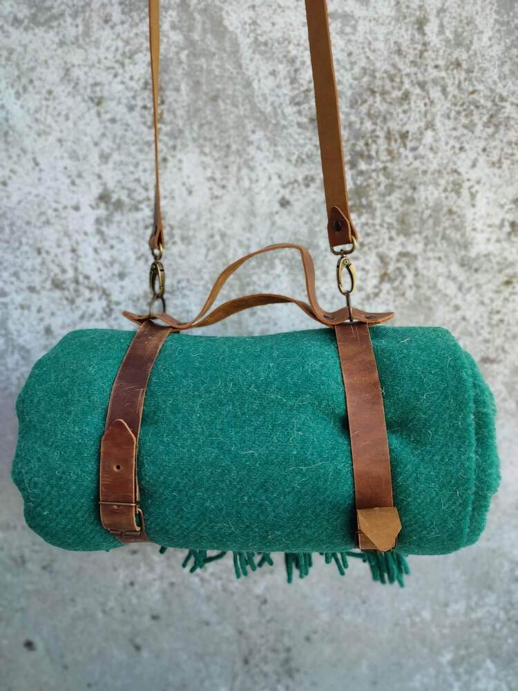 Manta berdea, xaboiak, kandelak eta ileko goma - Irudia 8