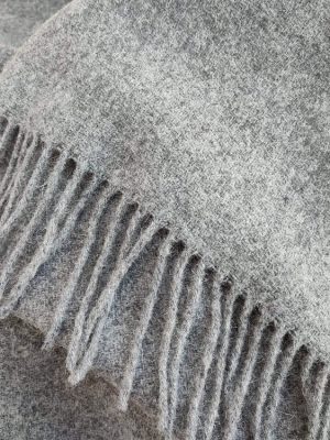 Artilezko manta grisa, uhalarekin