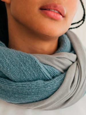 Mele bufanda, eskuzorroa eta margarita