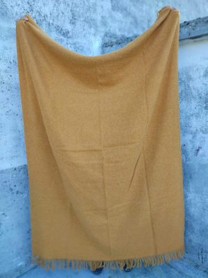 Manta lodia, mostaza kolorea